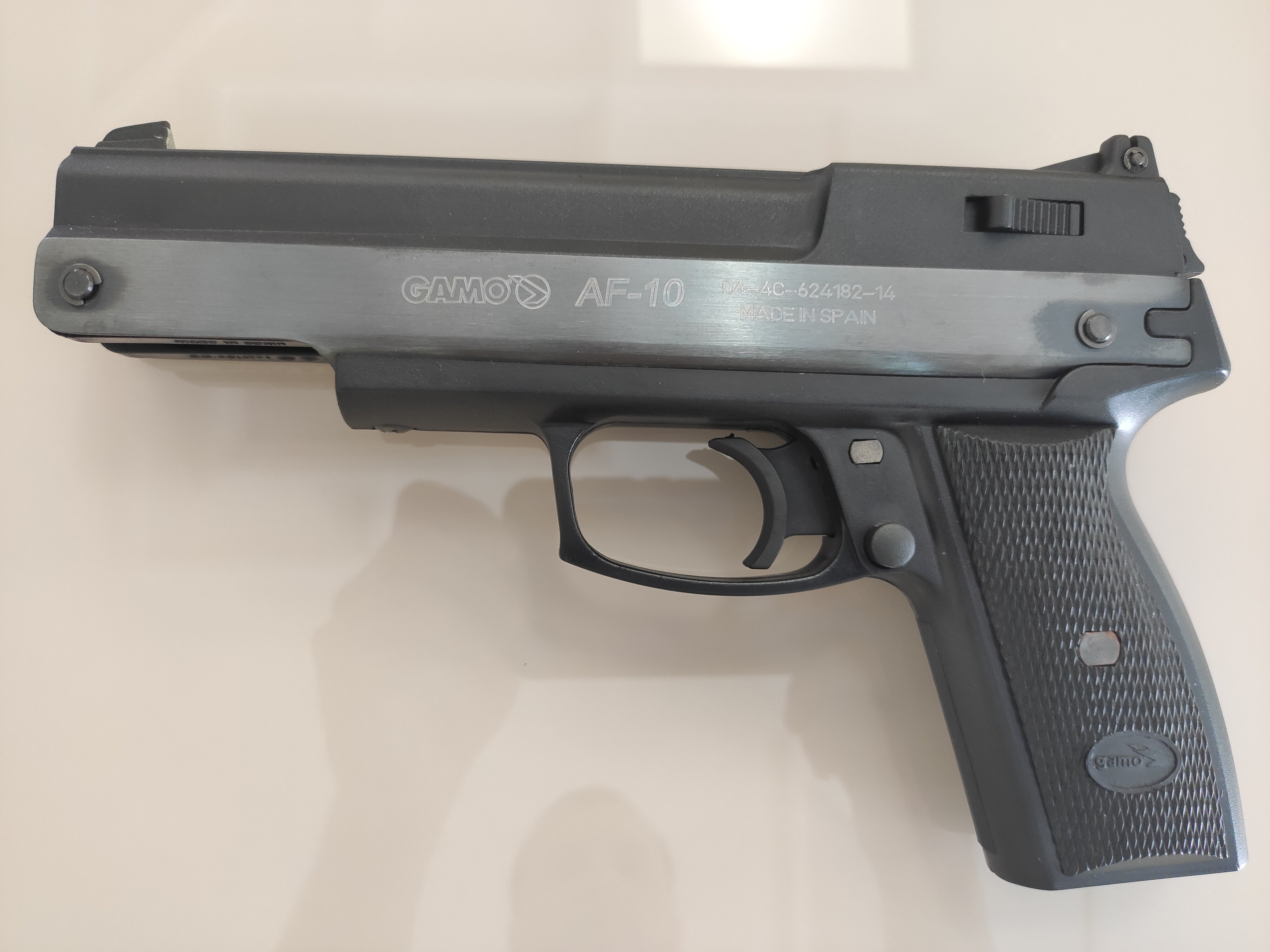Pistola de Chumbos Manual Gamo AF-10, Comprar online